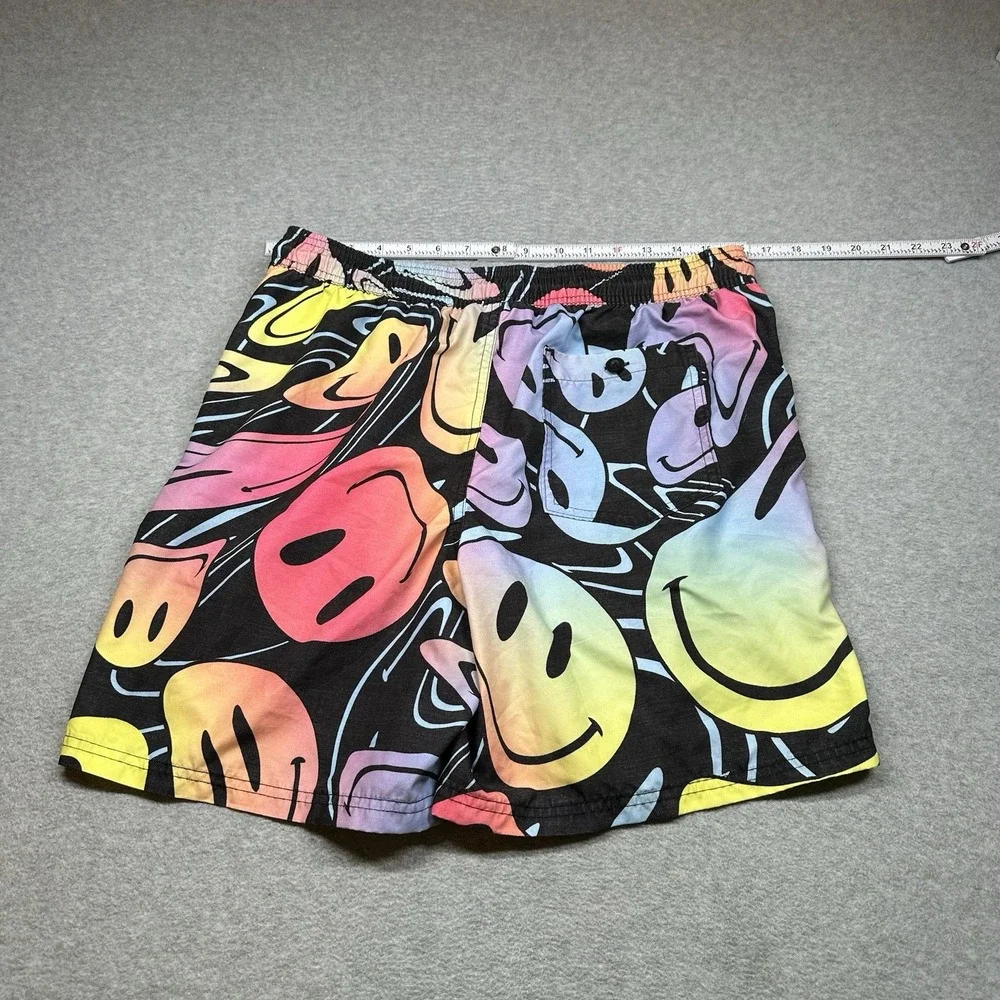 No Boundaries Mens Medium (32-34) 7